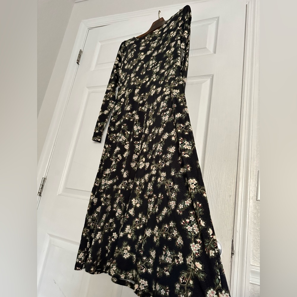 NWT FARM RIO MIDI DRESS - Picture 7 of 8